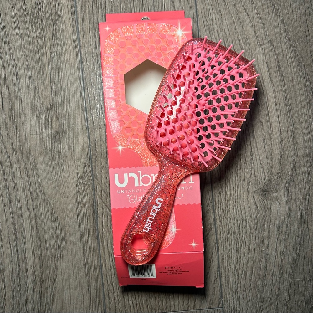 NWT UNbrush Detangling Hair Brush Glitter Collection in Ruby - Picture 5 of 5